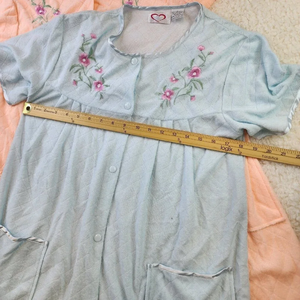 VTG House Coat S Pastel Blue Pink Floral 2pc Snap Button Grandmacore Cottagecore - Picture 3 of 12